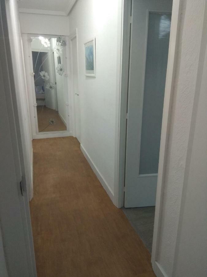 Apartamento Ezkubenea Apartment Renteria Exterior photo